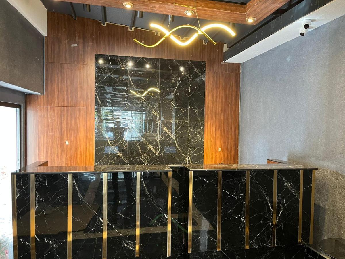 Istanblu Hotel Atasehir Istanbul Exteriör bild