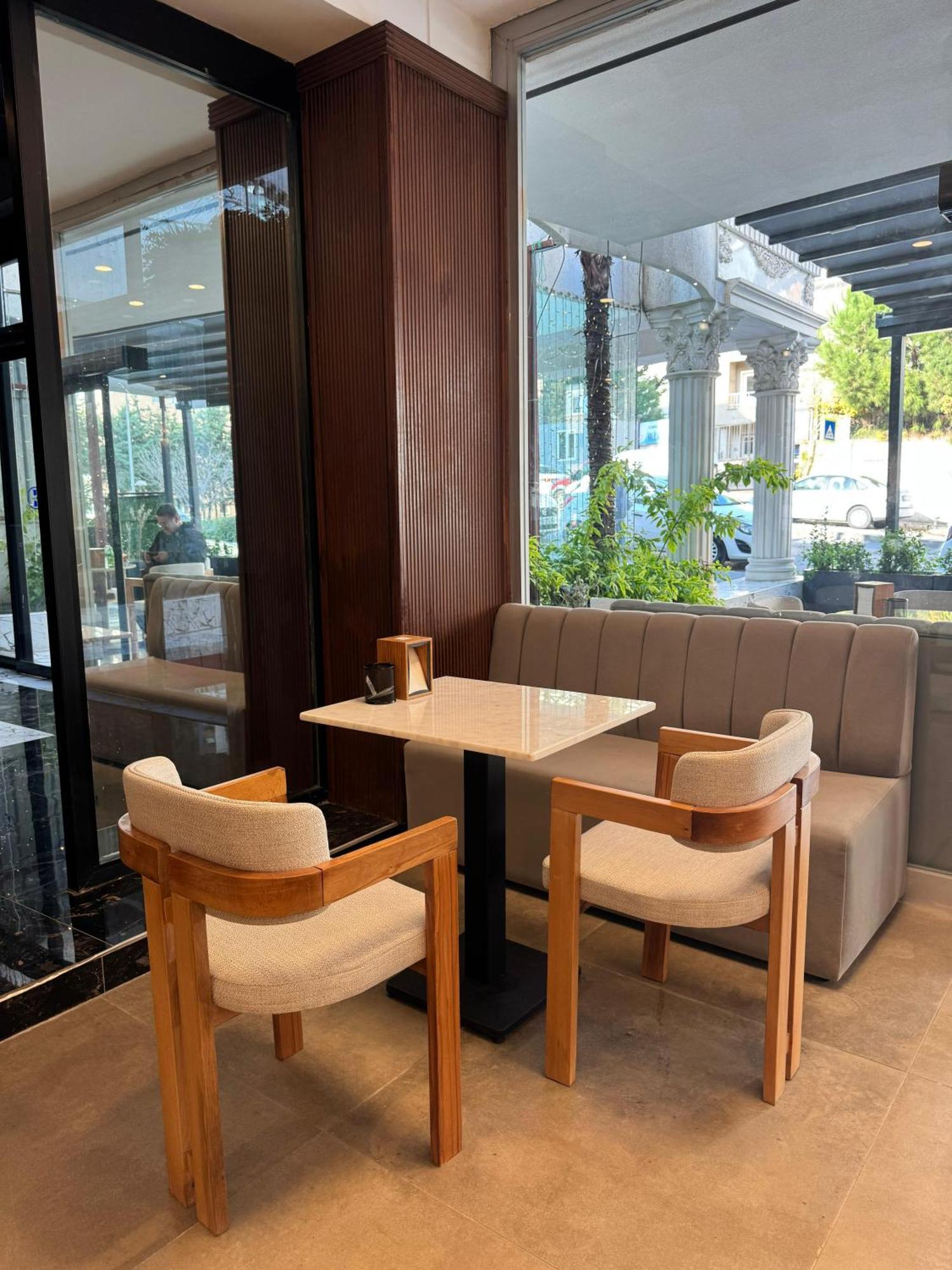 Istanblu Hotel Atasehir Istanbul Exteriör bild