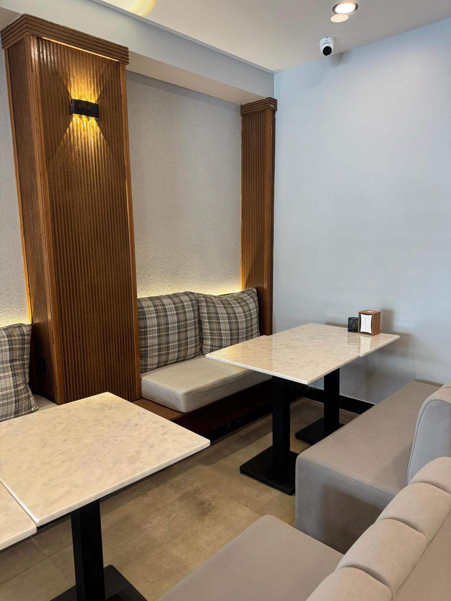 Istanblu Hotel Atasehir Istanbul Exteriör bild