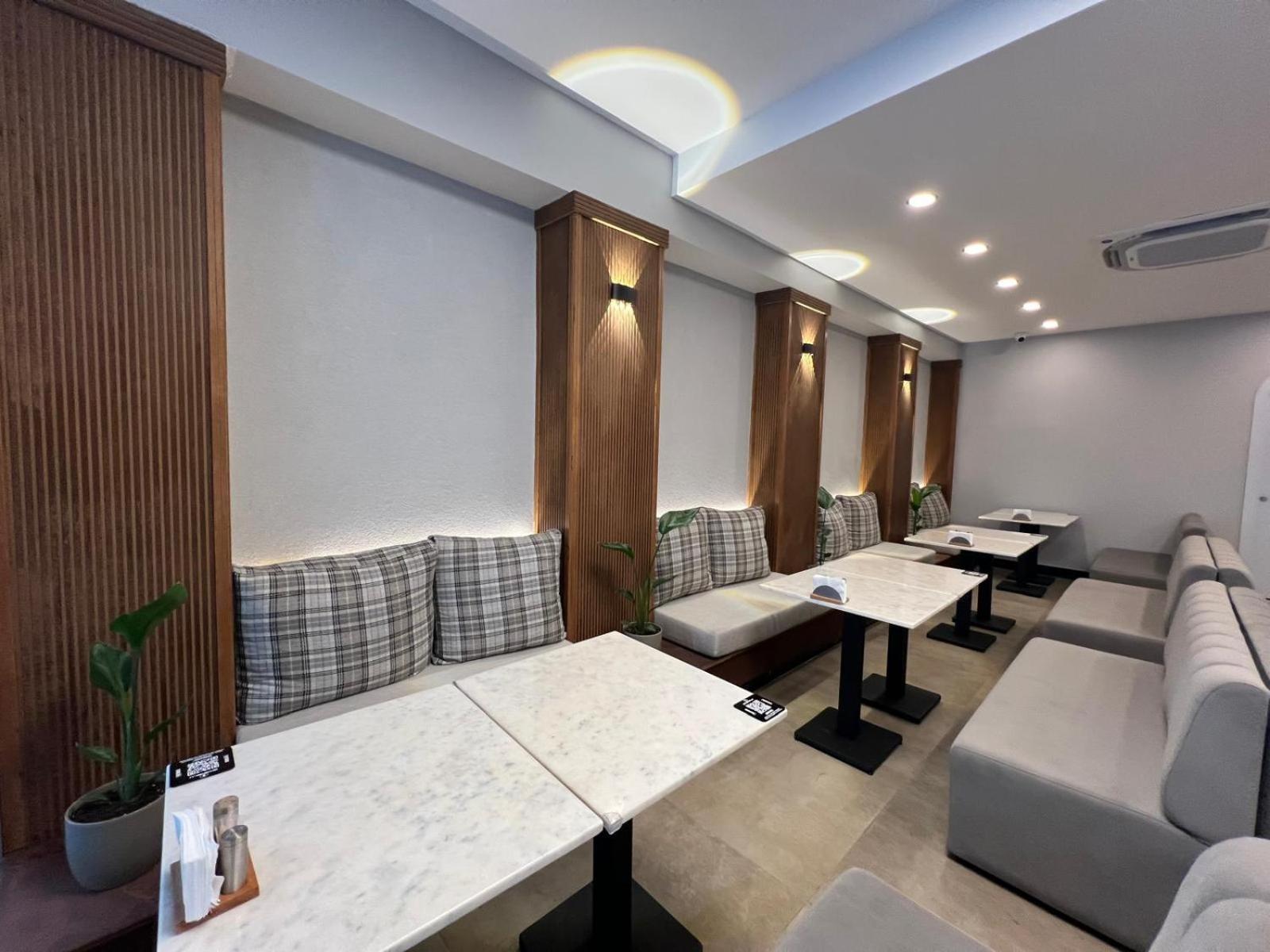 Istanblu Hotel Atasehir Istanbul Exteriör bild